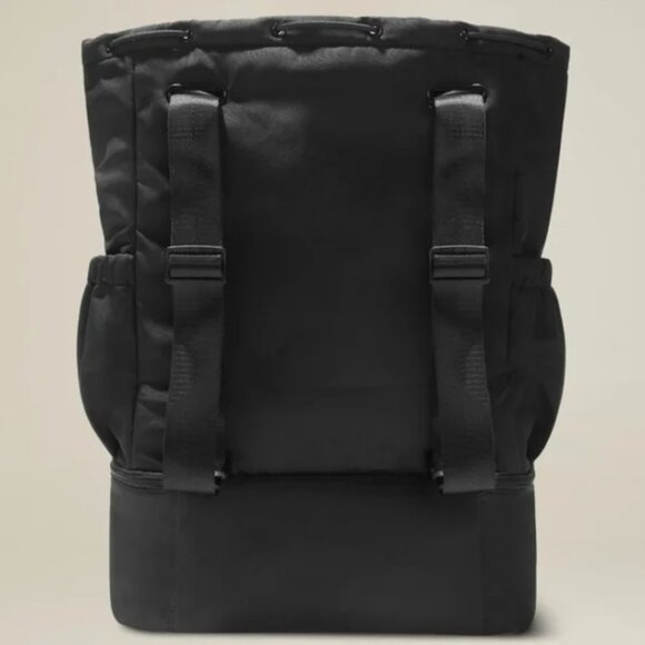 Beyond Yoga Black Convertible Gym Bag Backpack NWT